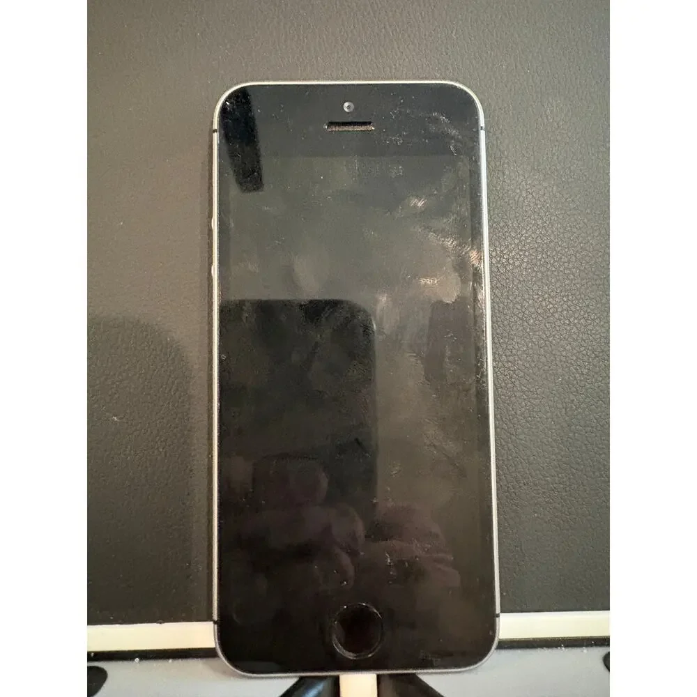 Apple iPhone SE 16GB Verizon A1662 Space Gray For Parts